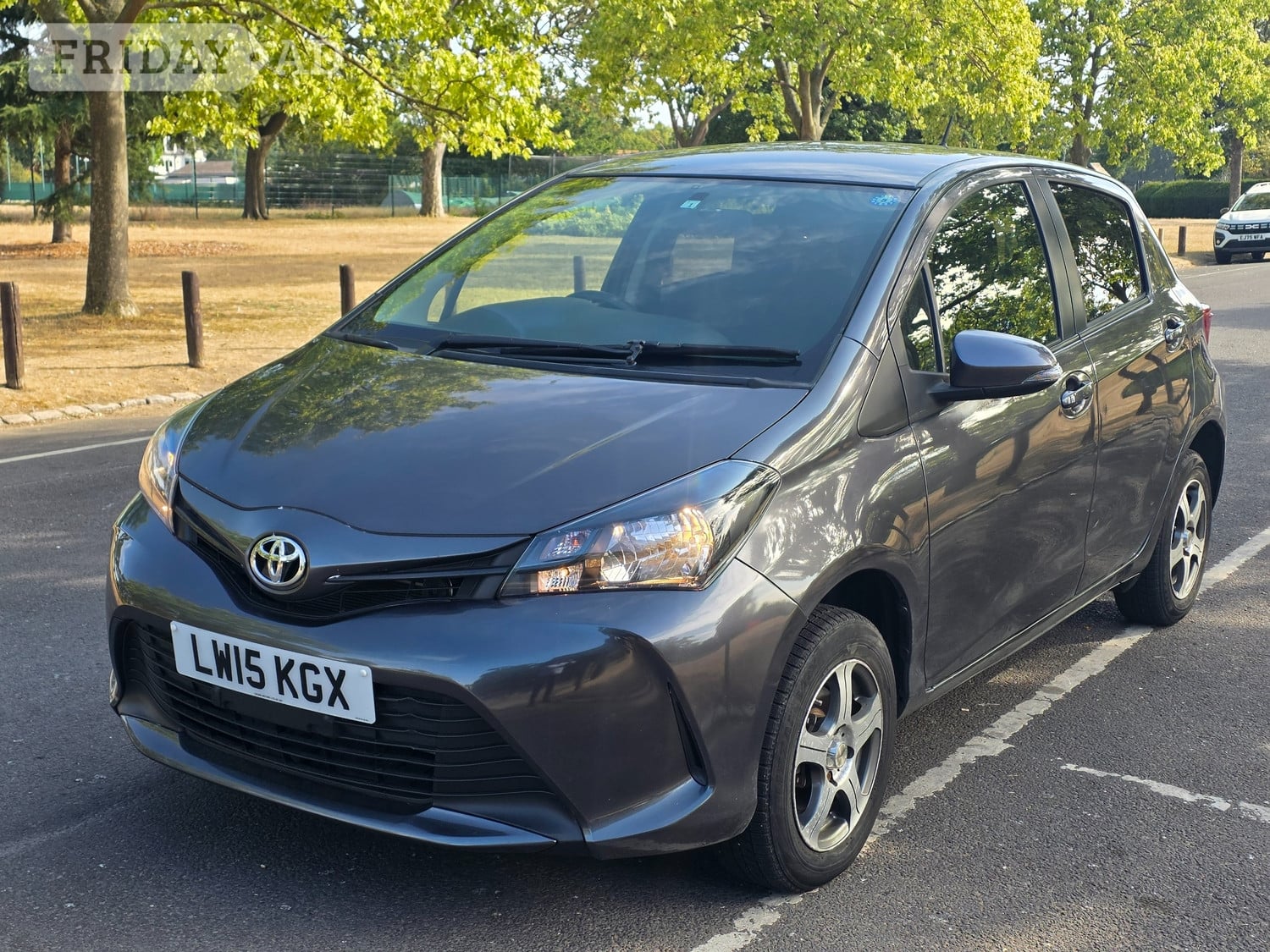 Toyota Yaris 2015 in Rainham