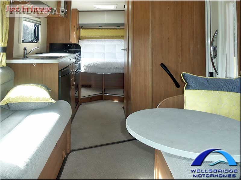 [ berth ]Auto-Trail Imala 730