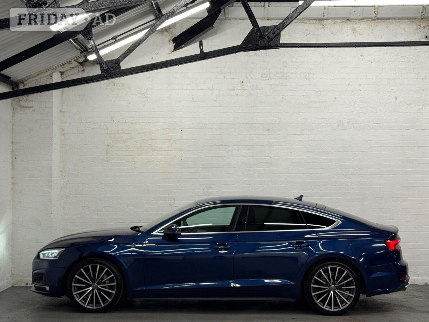 [ berth ]Audi A5