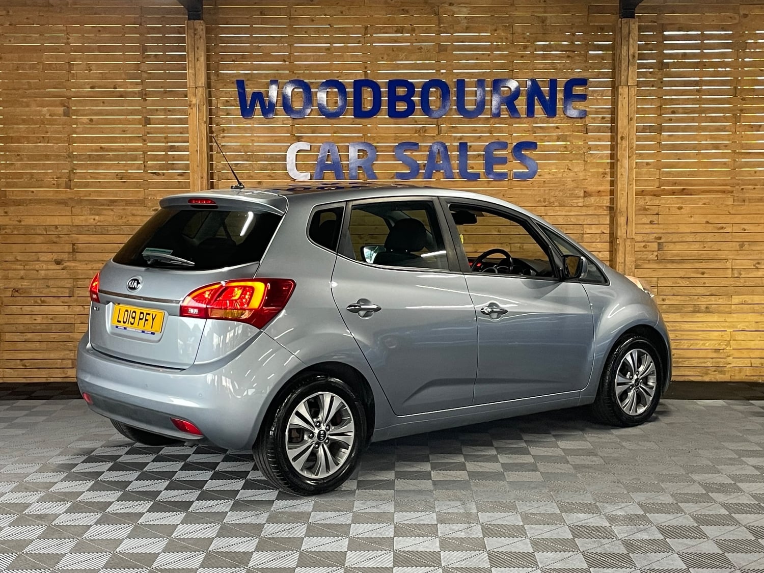 Kia Venga 2019 - Cars in Brighton