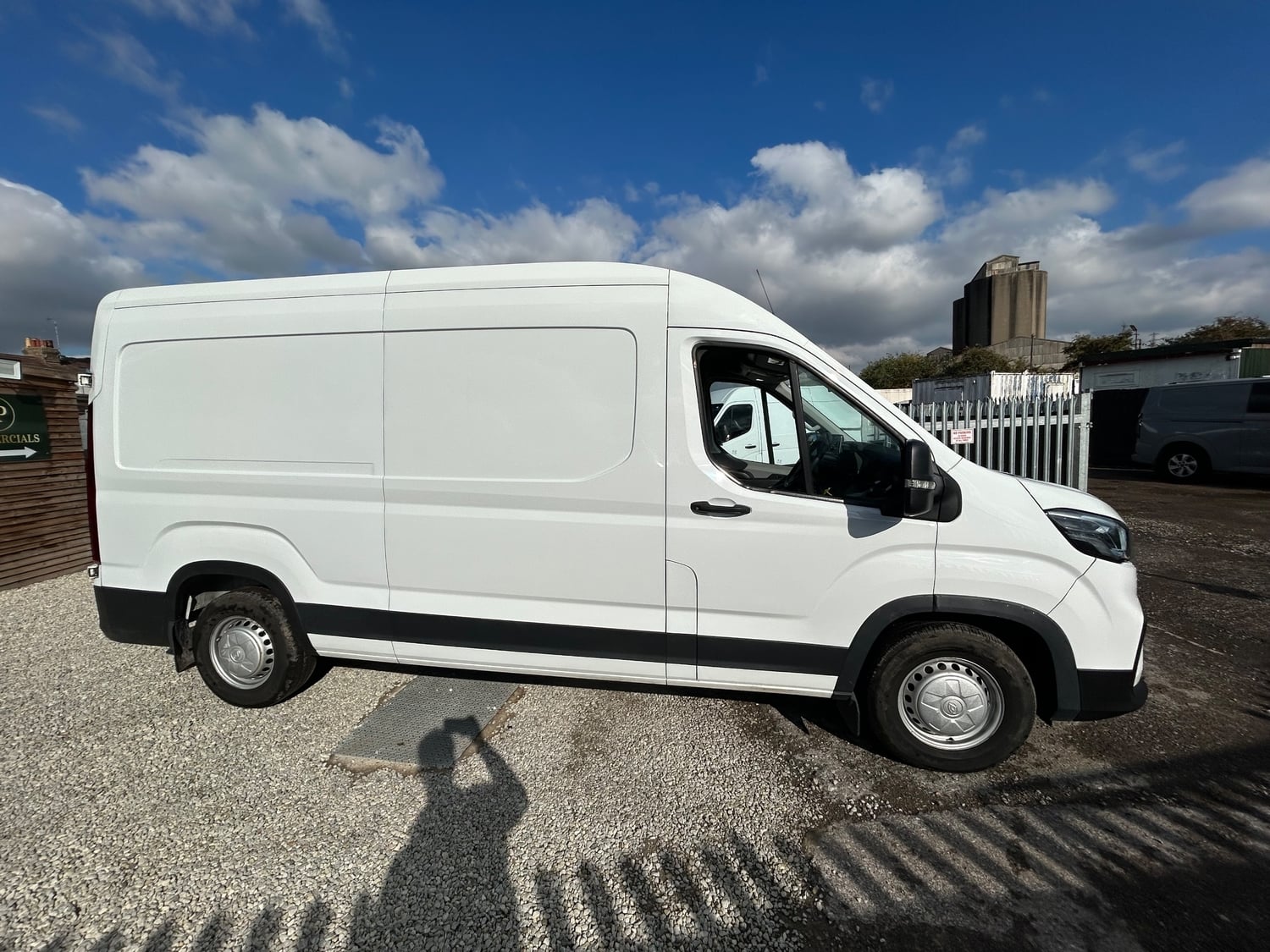 [ berth ]Maxus Deliver 9