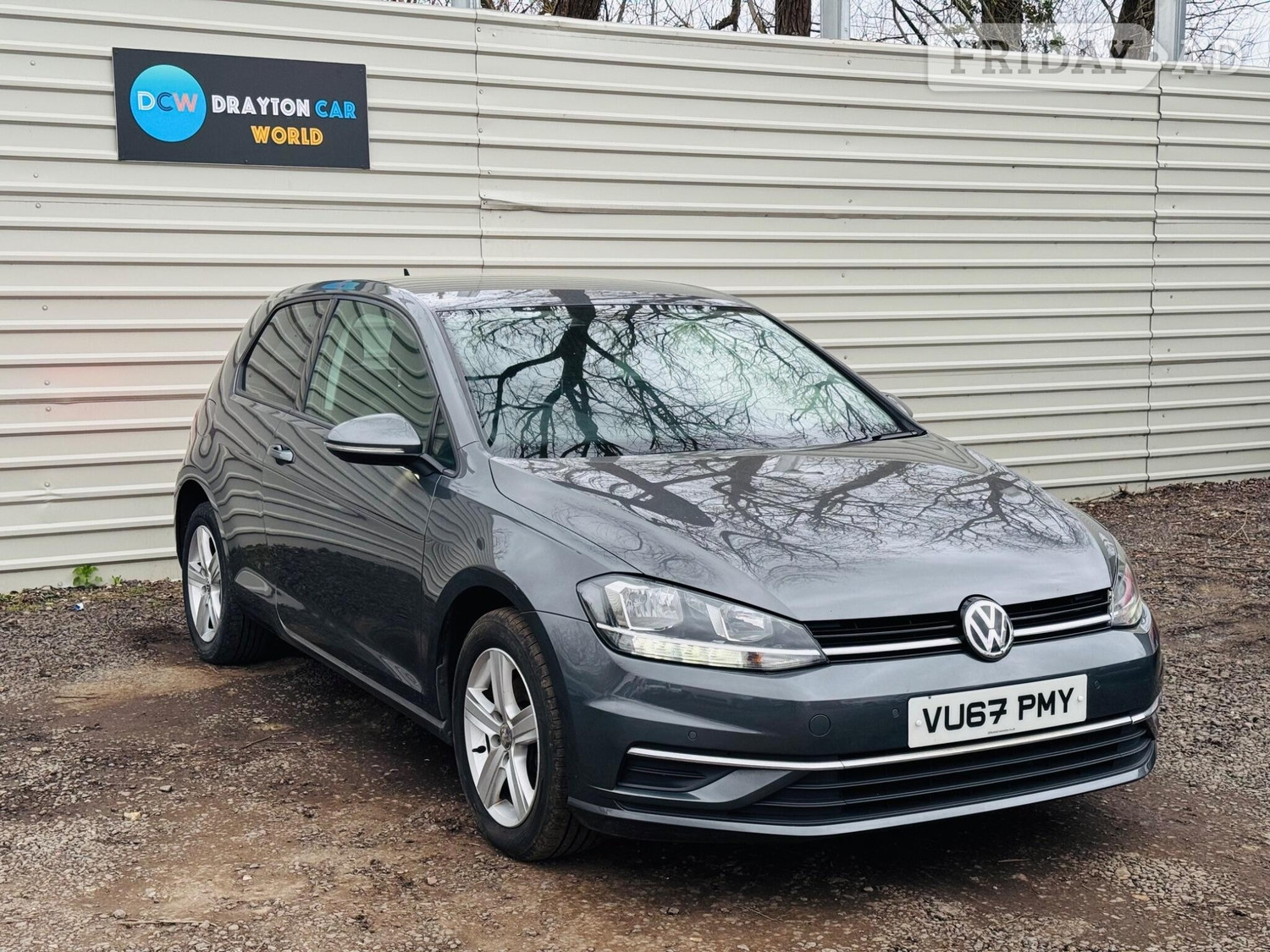Volkswagen Golf 2017 - Cars in Hillingdon