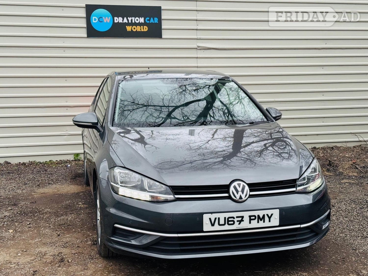 Volkswagen Golf 2017 in Hillingdon