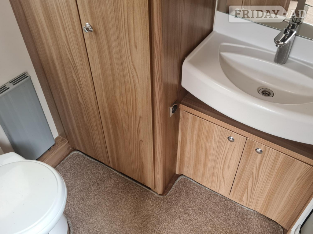 [2 berth ]Swift Evolution 480