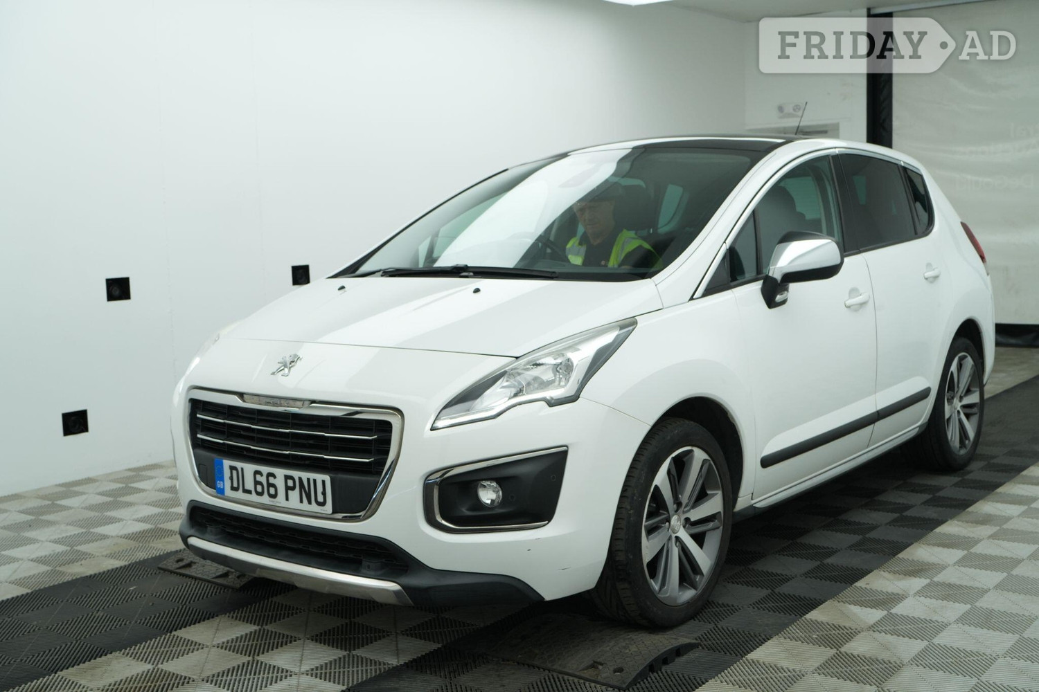 Peugeot 3008 2016 in Uxbridge