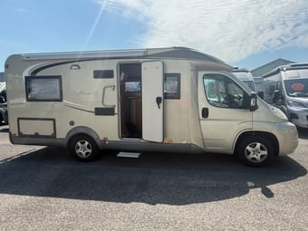 Burstner Nexxo T660 2010