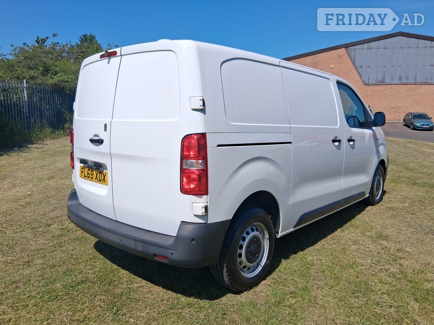 Vauxhall Vivaro 2019 - Vans & Commercial Vehicles