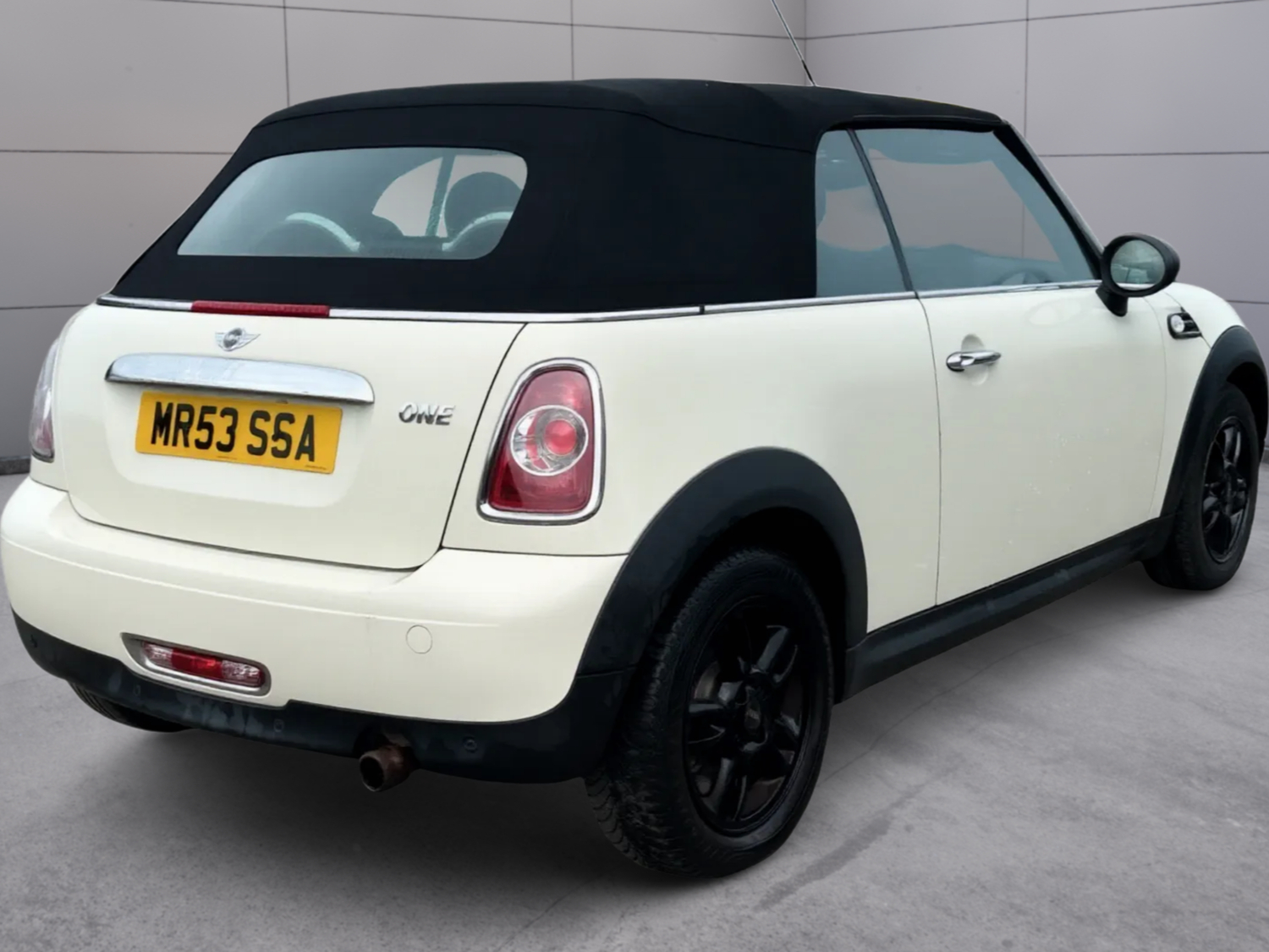 Mini Convertible 2013 - Cars