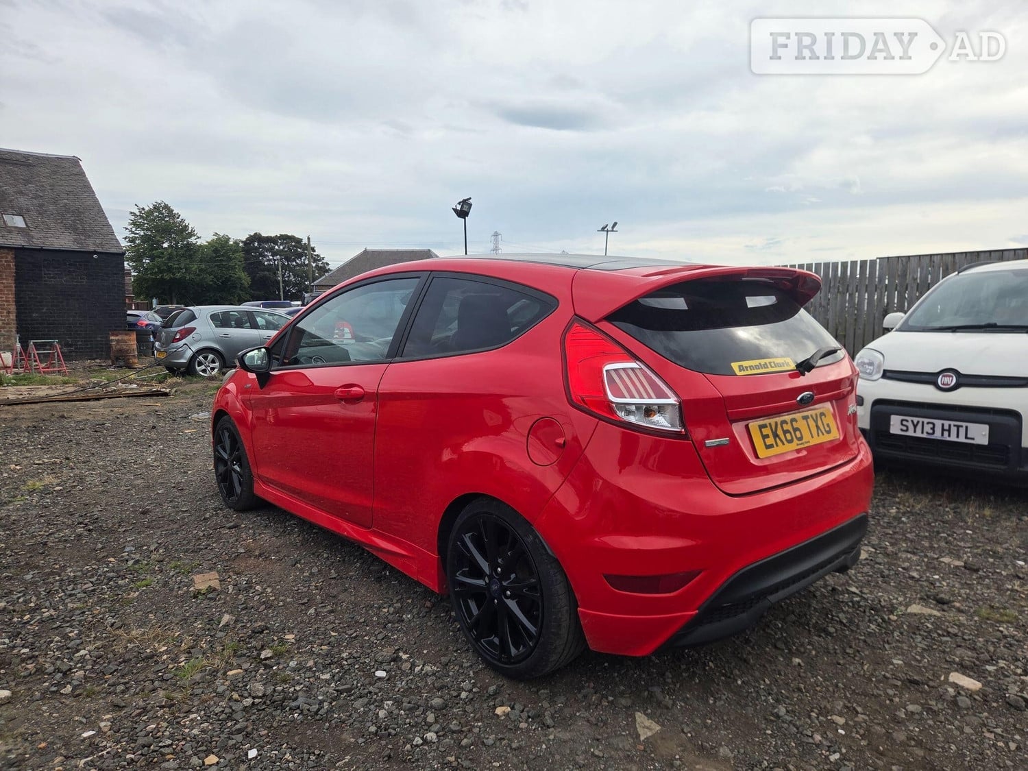 Ford Fiesta 2016 - Cars in Dalkeith