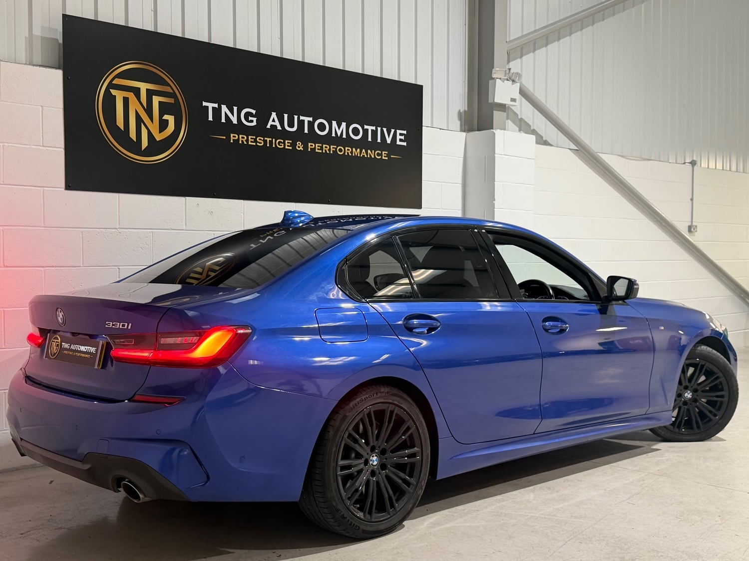 [ berth ]BMW 3 Series
