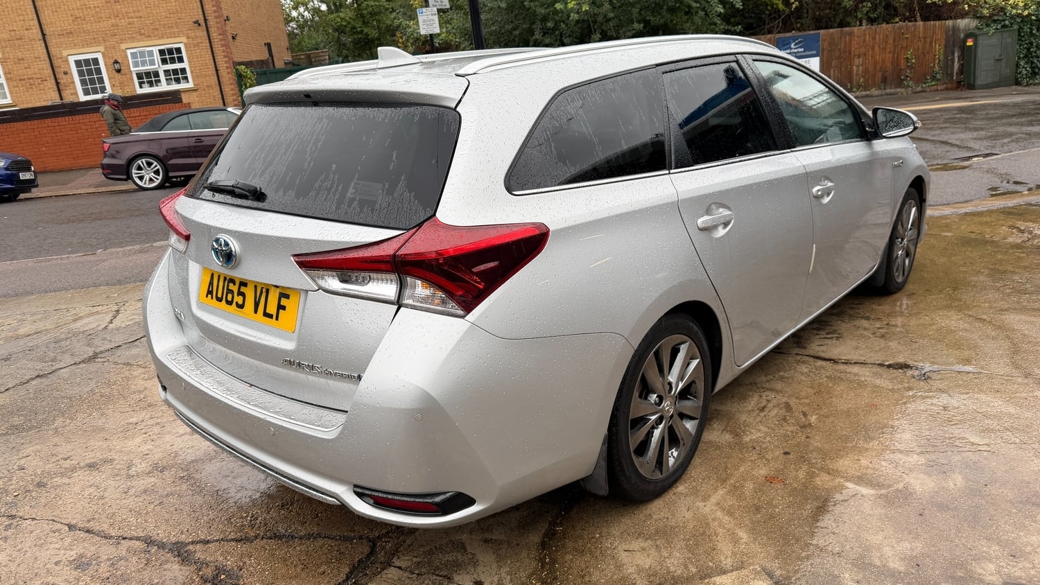 Toyota Auris 2015 - Cars