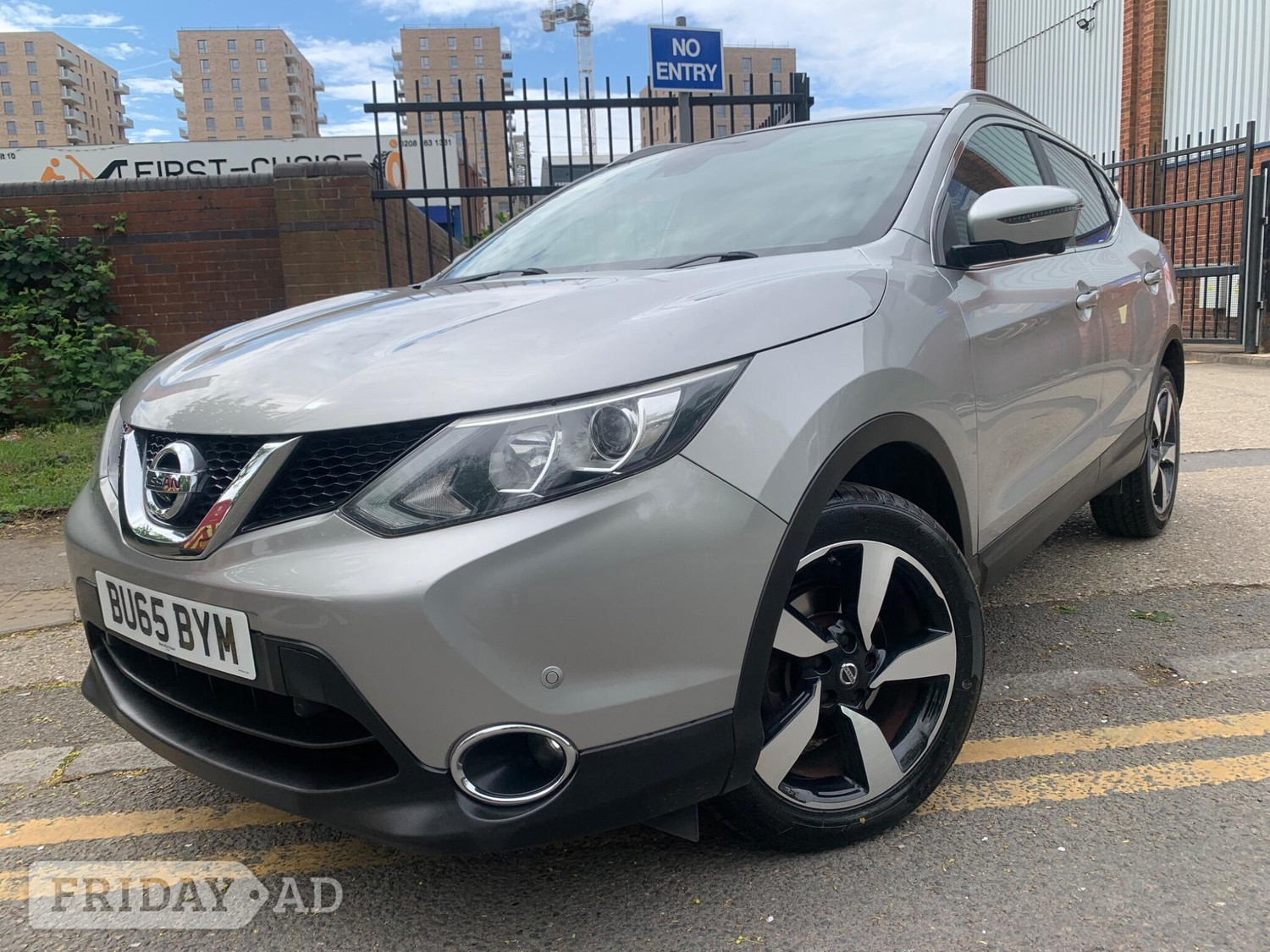 Nissan Qashqai 2015 in Harrow