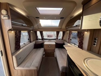 Swift Challenger 580 2020