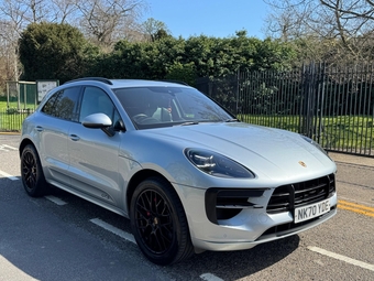 Porsche Macan 2021