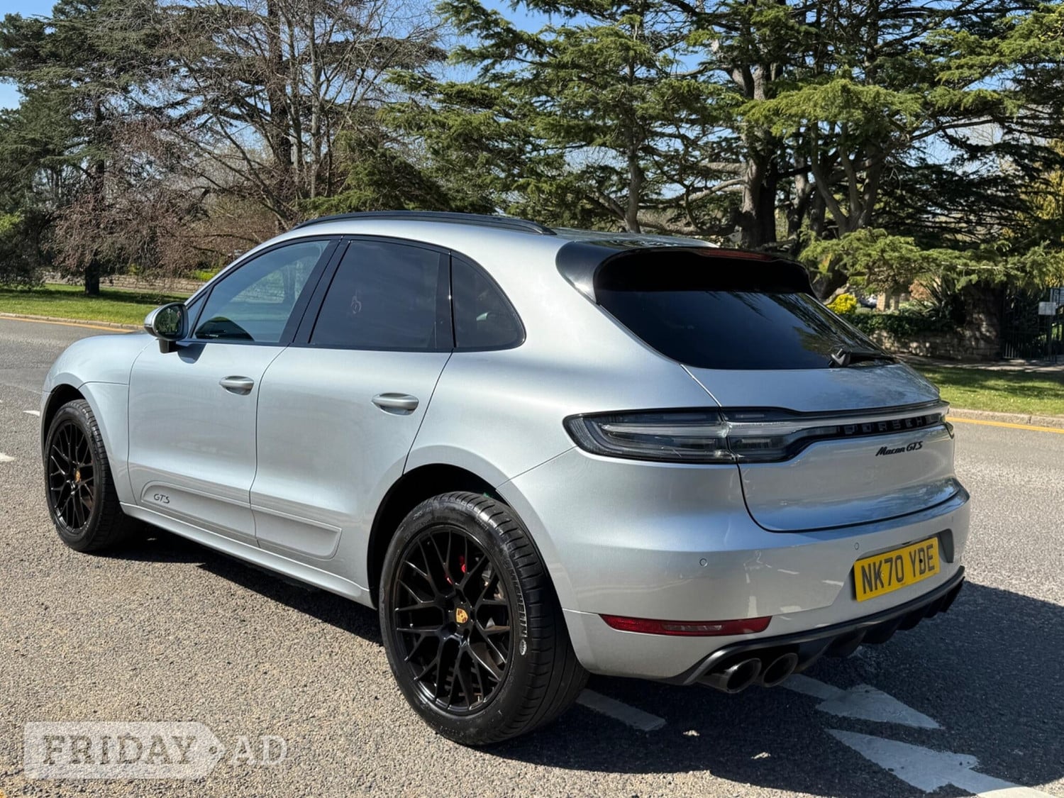 Porsche Macan 2021 - Cars