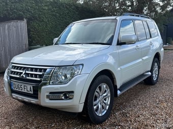 Mitsubishi Shogun 2015