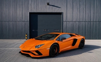 Lamborghini Aventador 2017