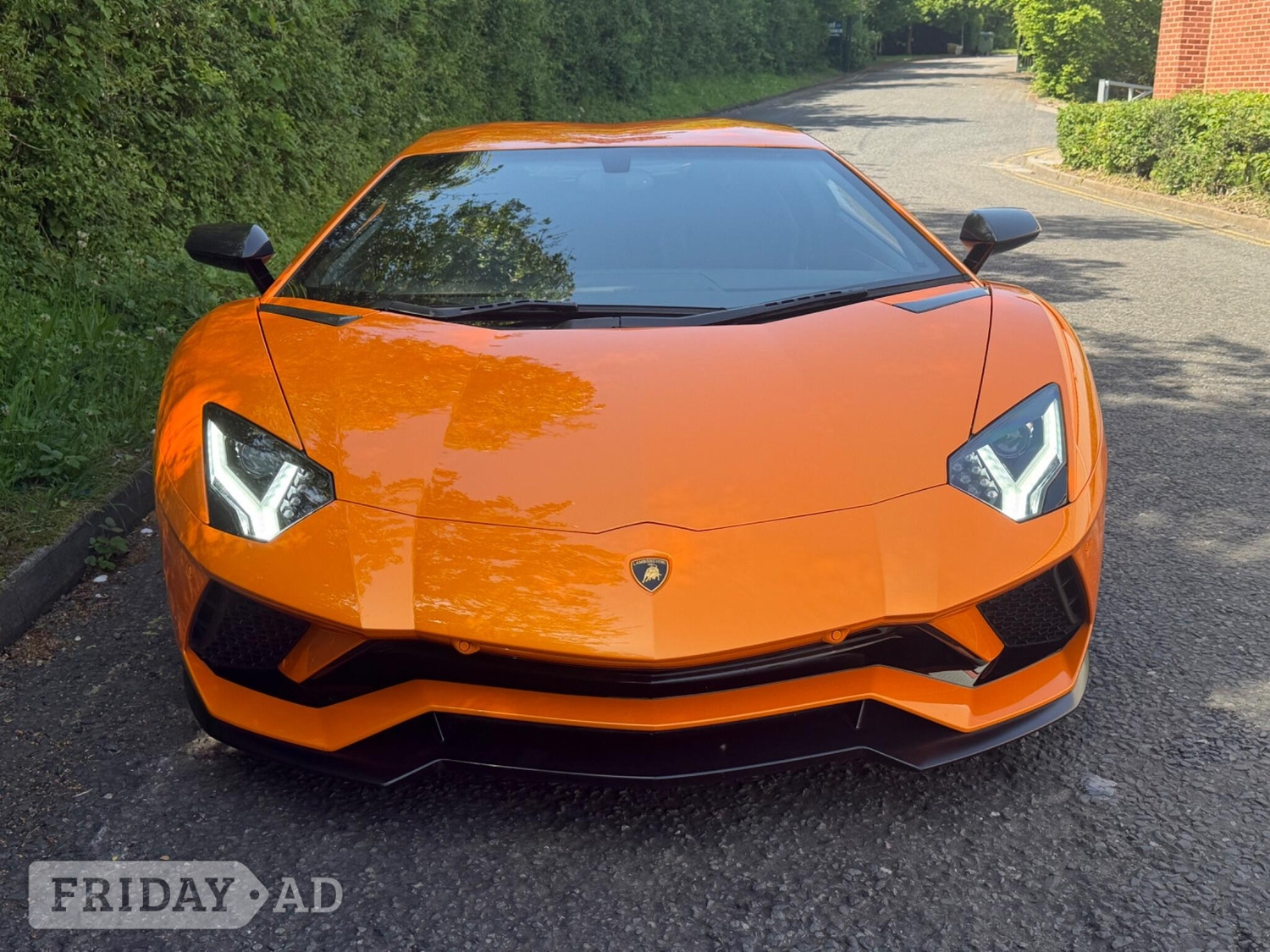 [ berth ]Lamborghini Aventador