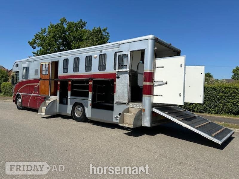 Maudsley coach builders  Scania Horsebox - Trailers & Horseboxes