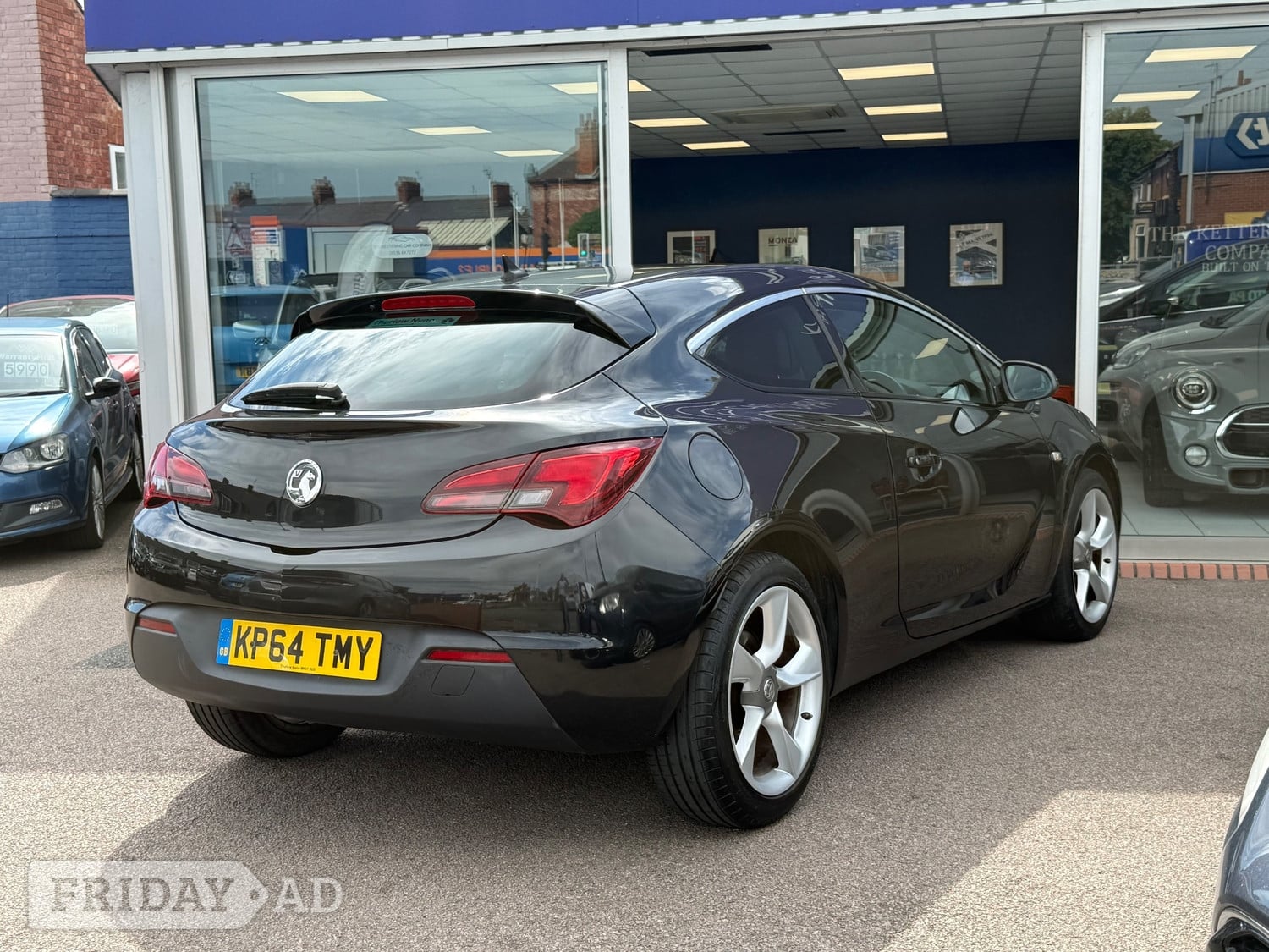 [ berth ]Vauxhall Astra