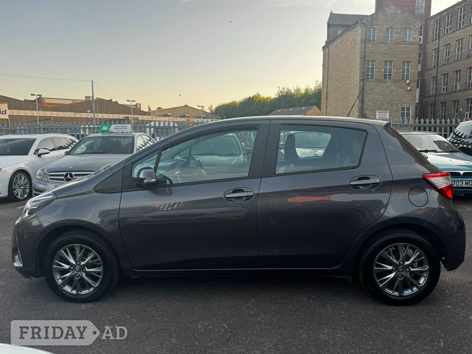[ berth ]Toyota Yaris
