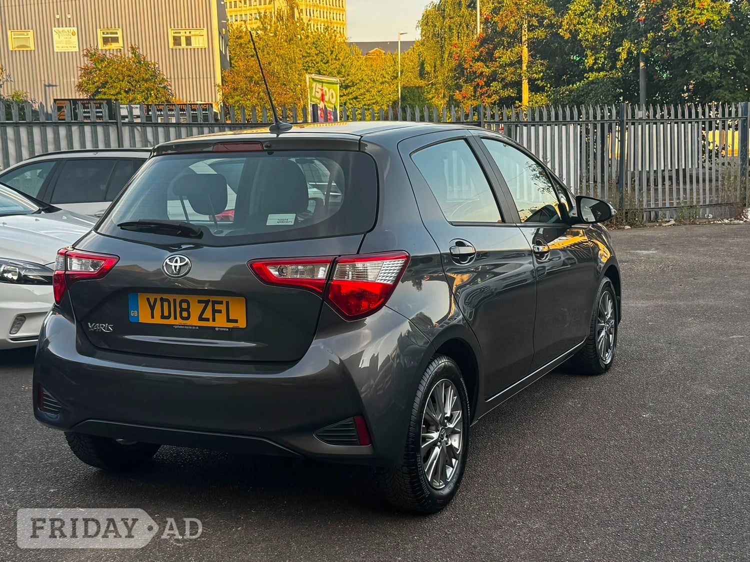 Toyota Yaris 2018 - Cars
