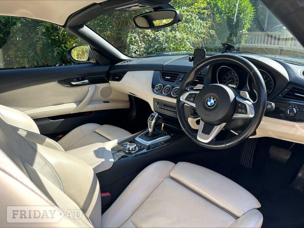 BMW Z4 2010 - Cars
