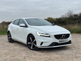 Volvo V40 2019