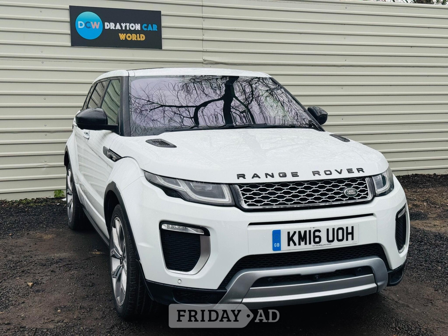 Land Rover Range Rover Evoque 2016 in Hillingdon