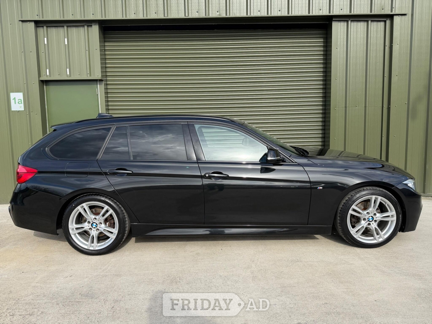 [ berth ]BMW 3 Series