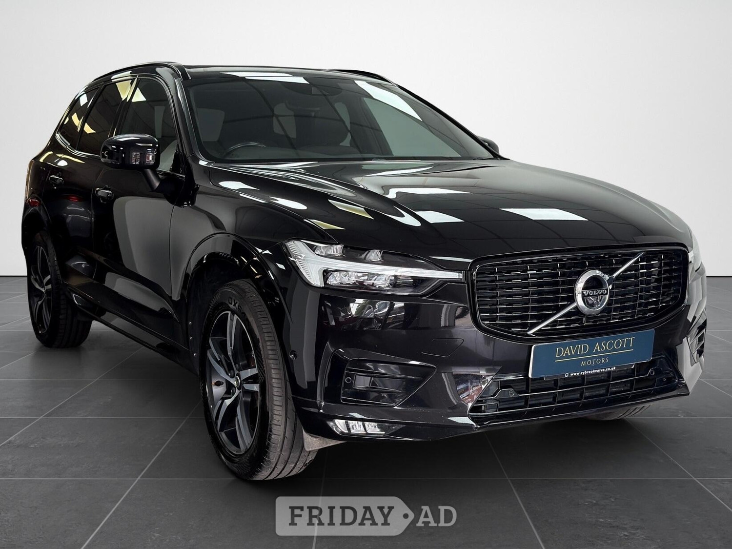 Volvo XC60 2021 - Cars in Ealing