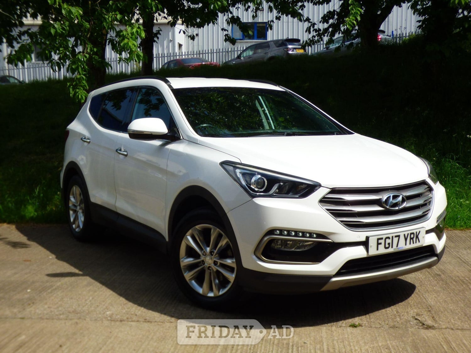 Hyundai Santa Fe 2017 in Bradford