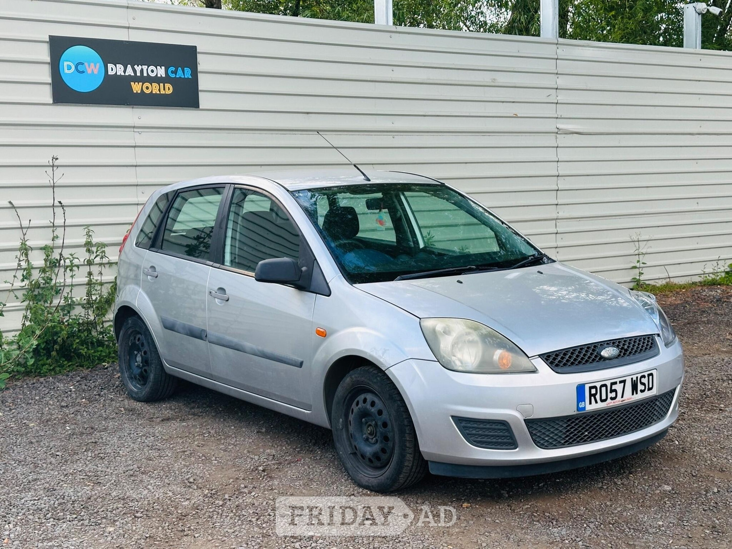 [ berth ]Ford Fiesta