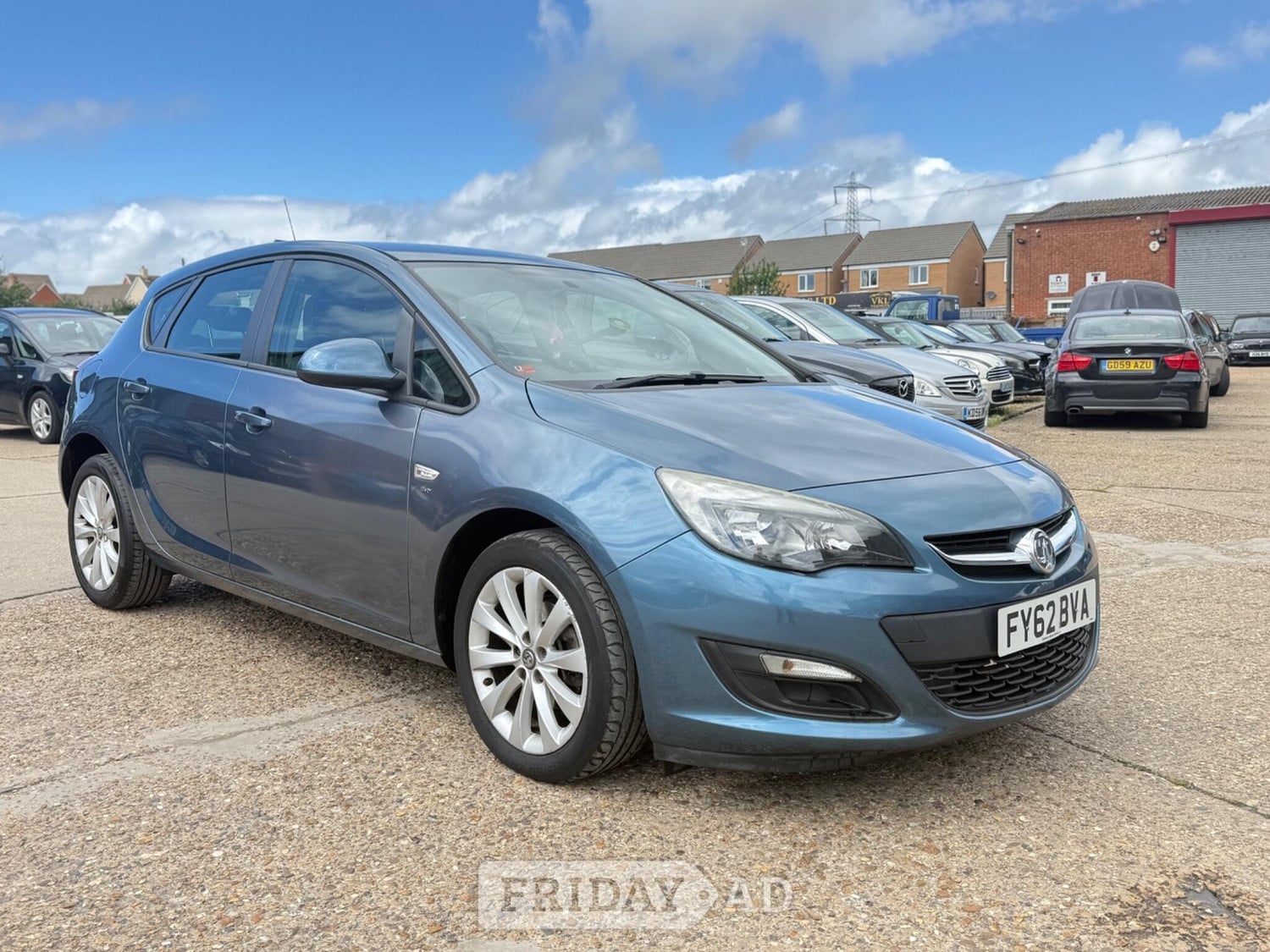 Vauxhall Astra 2012 in Leighton Buzzard