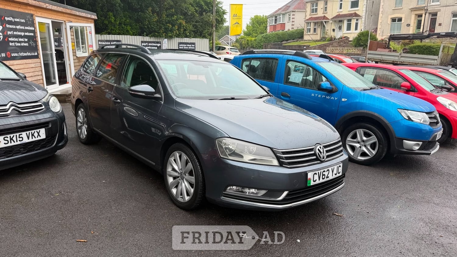 Volkswagen Passat 2012 - Cars