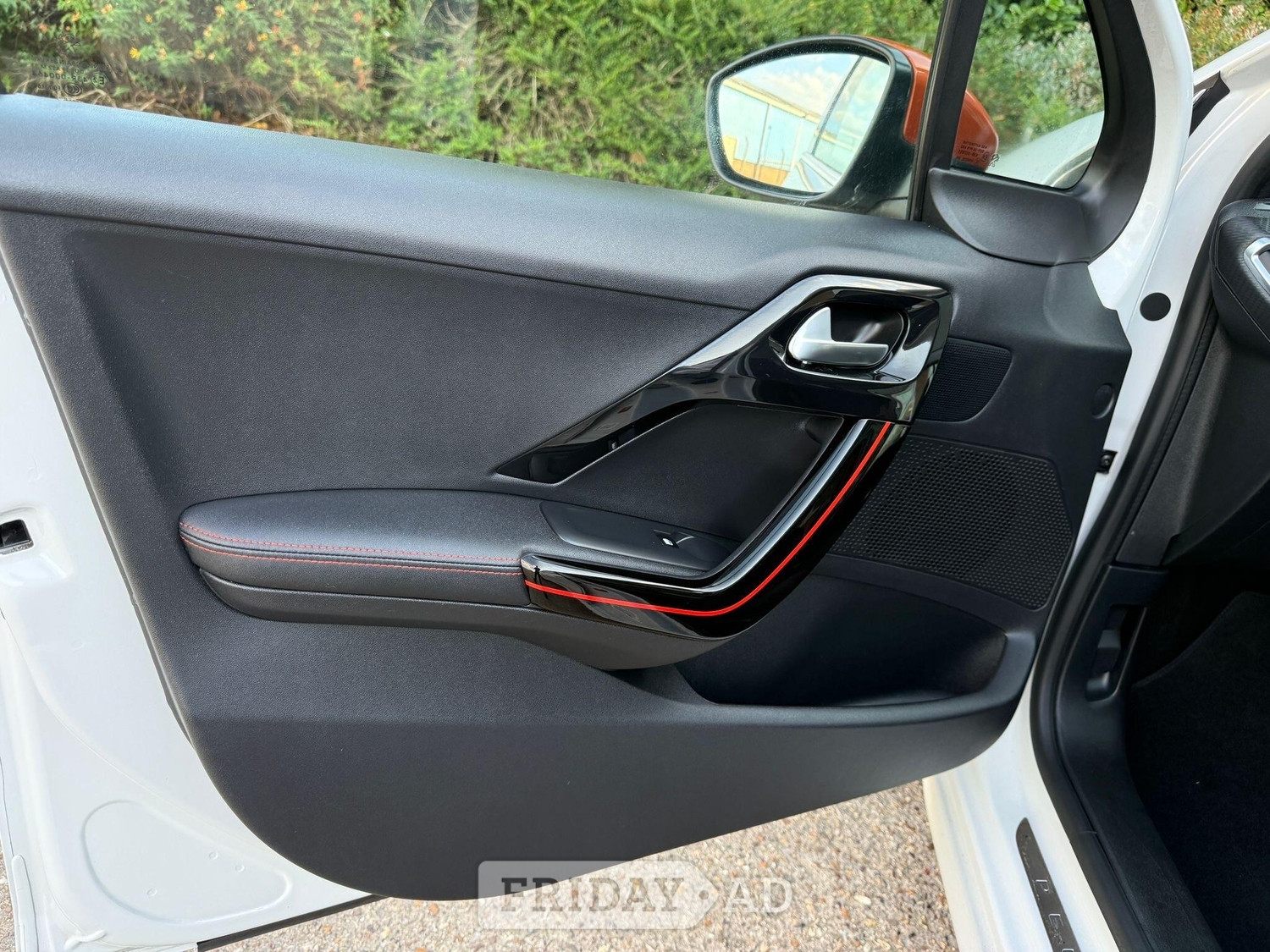 Peugeot 208 2016 - Cars