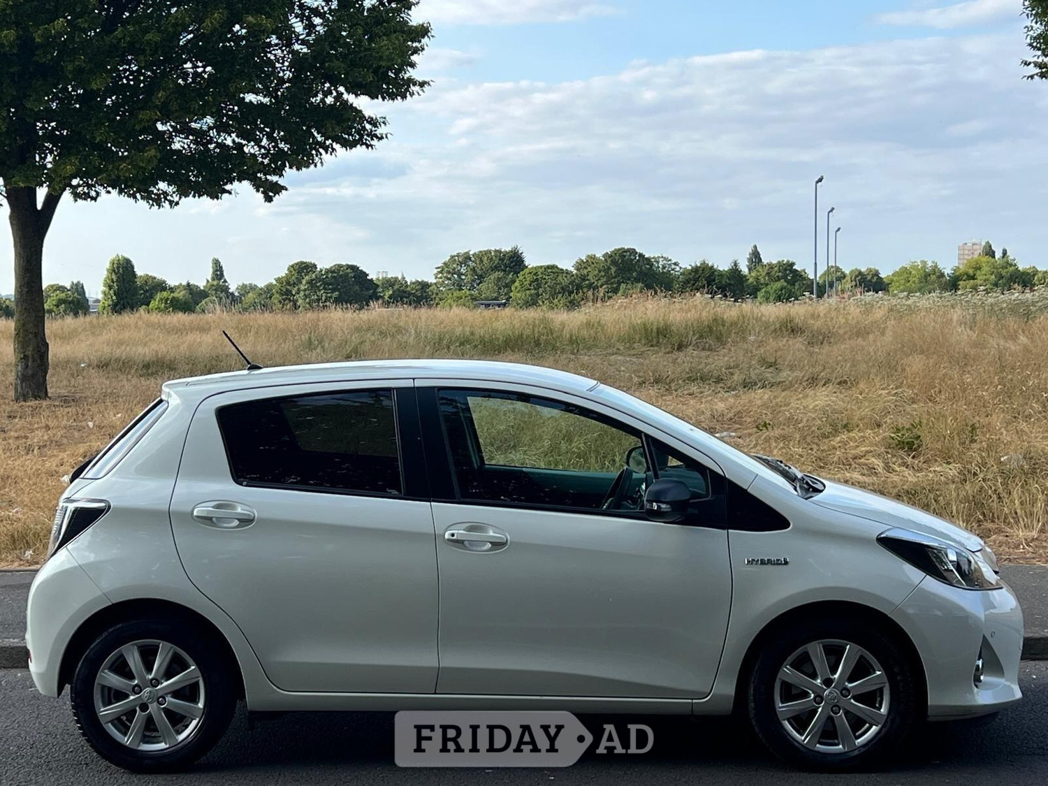 Toyota Yaris 2014 - Cars