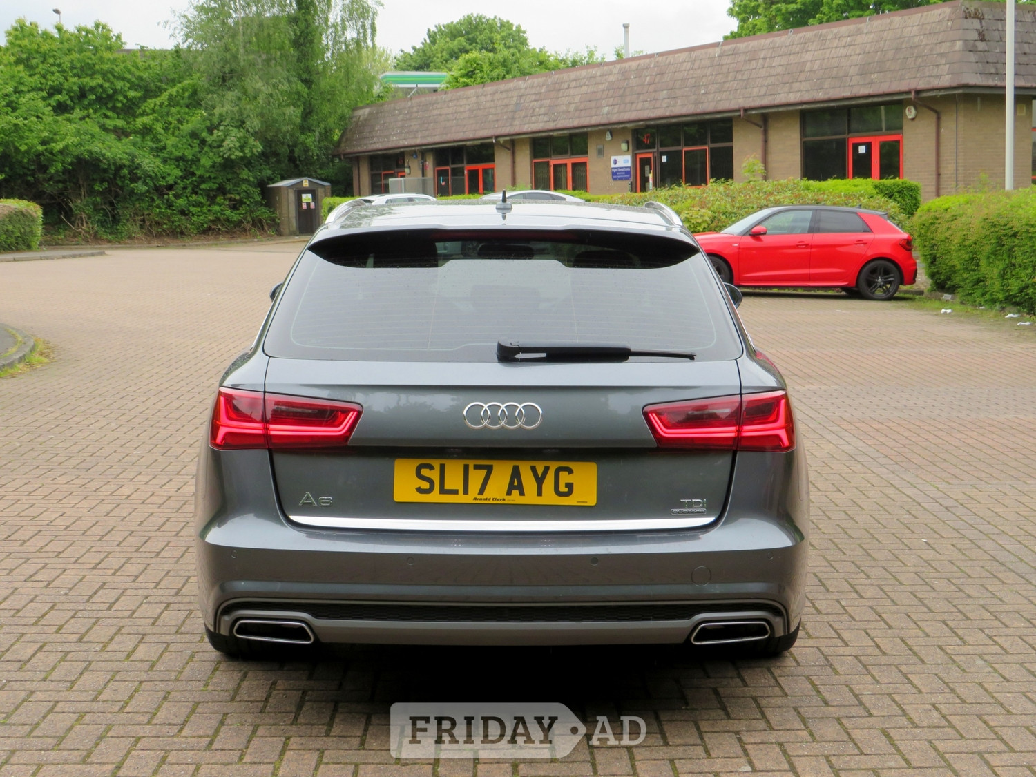 Audi A6 Avant 2017 - Cars in Bradford