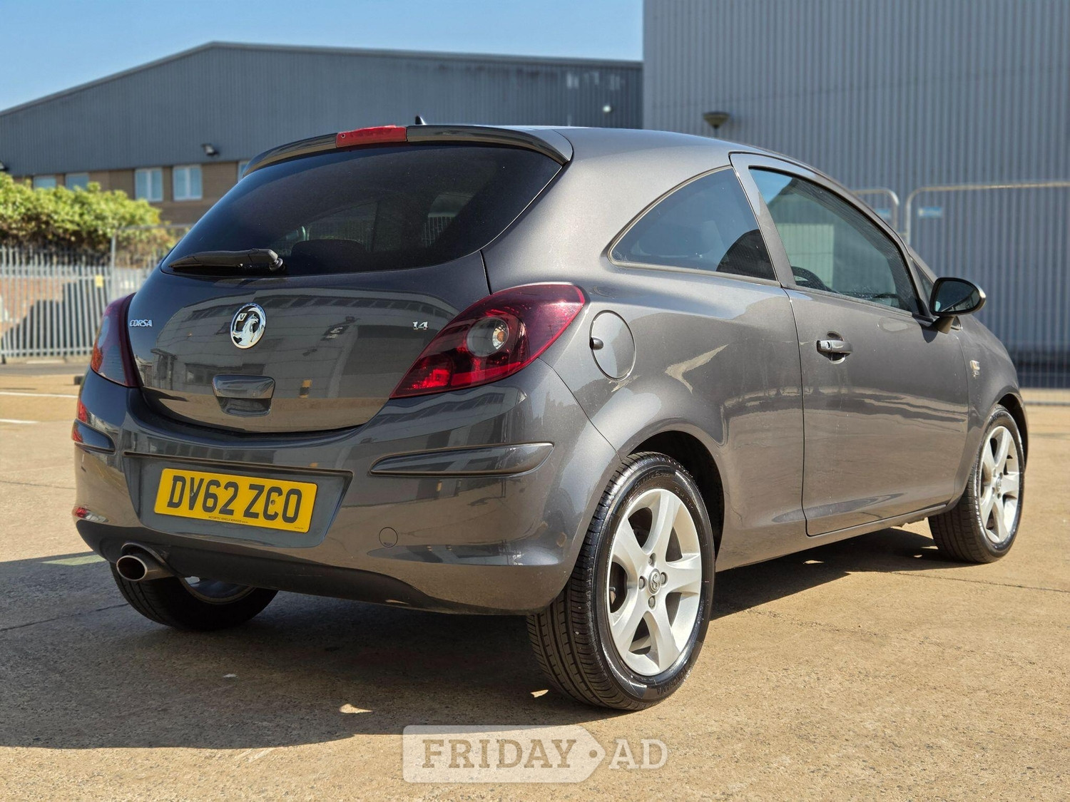 [ berth ]Vauxhall Corsa
