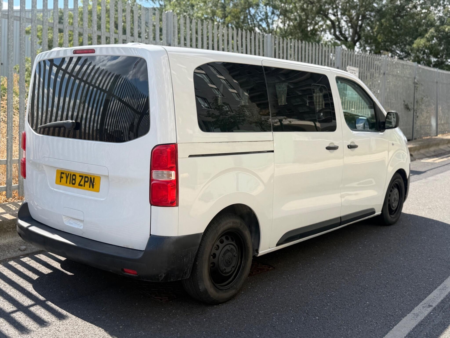 [ berth ]Toyota ProAce