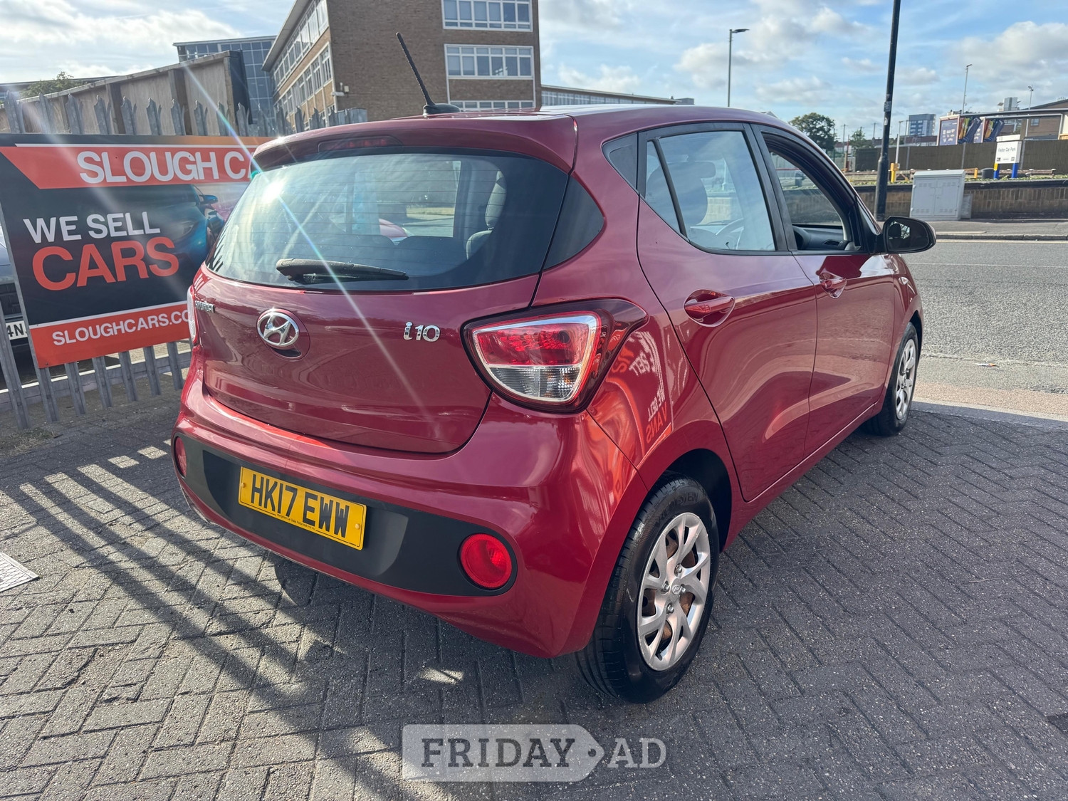 Hyundai i10 2017 - Cars in Slough