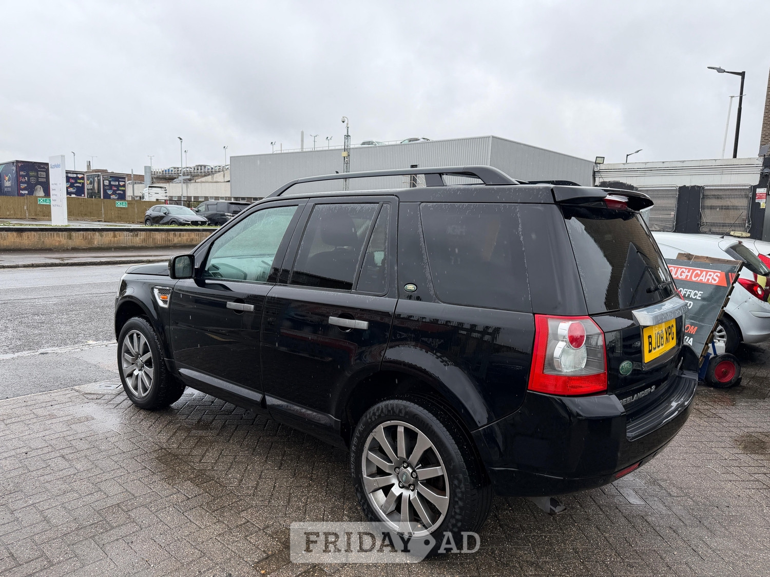 [ berth ]Land Rover Freelander 2