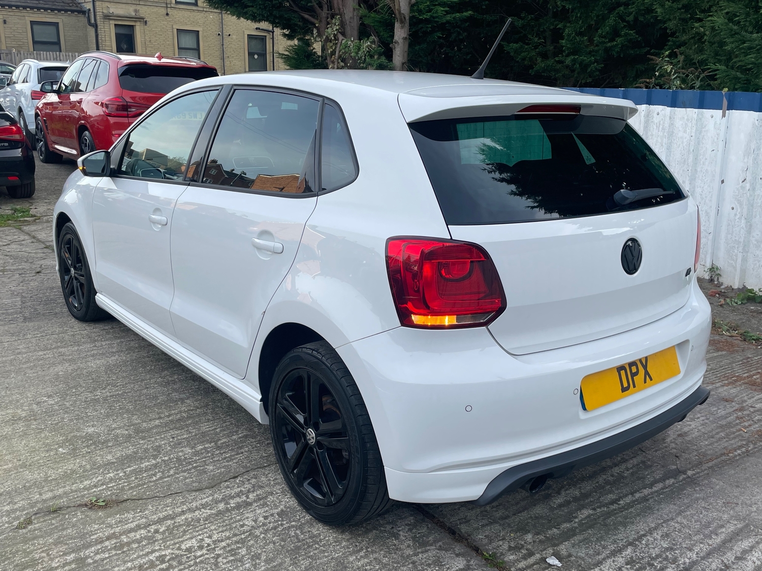 Volkswagen Polo 2013 - Cars