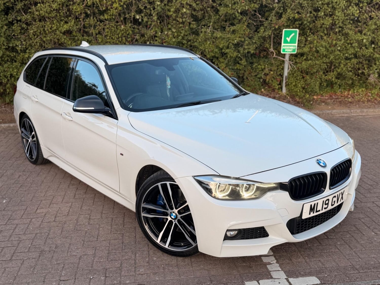 BMW 3 Series 2018 - Cars