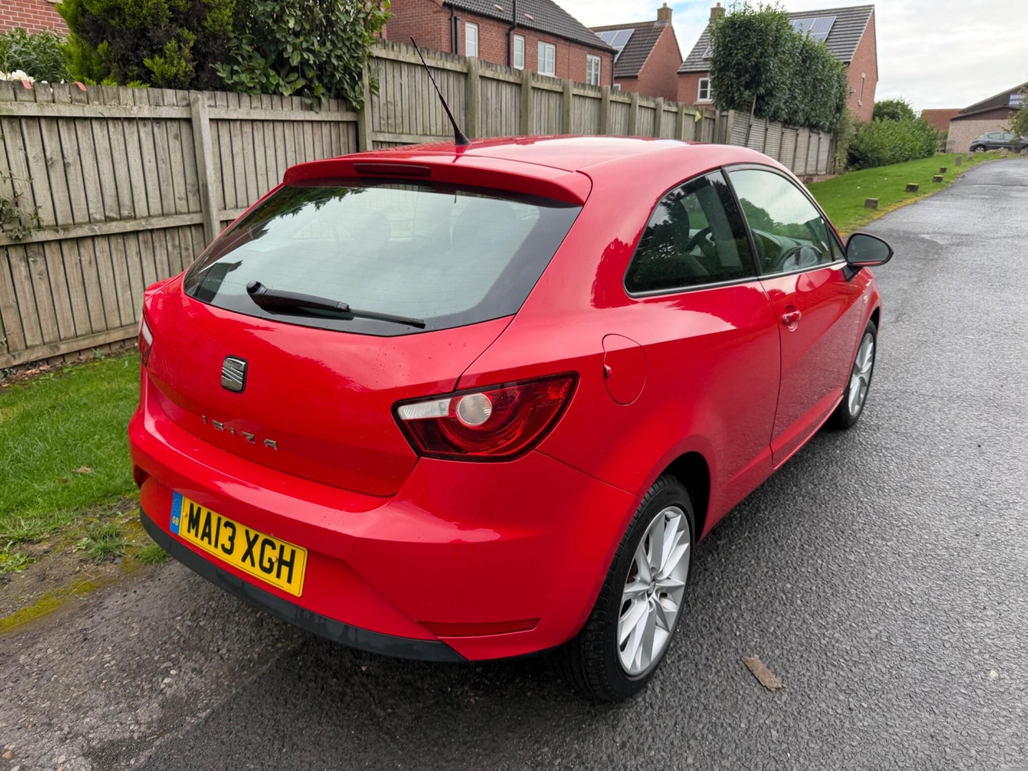 SEAT Ibiza 2013 - Cars