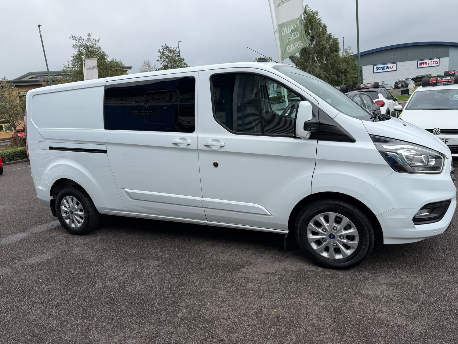 Ford Transit Custom 2024 - Cars in Shrewsbury
