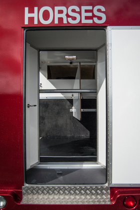 Hunter Sport  Horsebox - Trailers & Horseboxes in Manchester