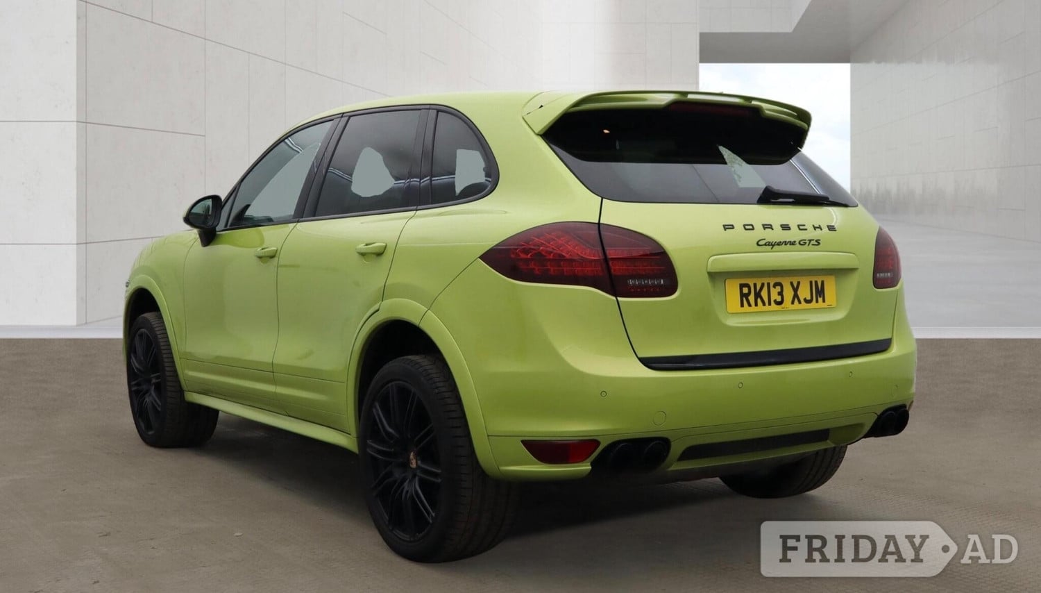 Porsche Cayenne Wigston