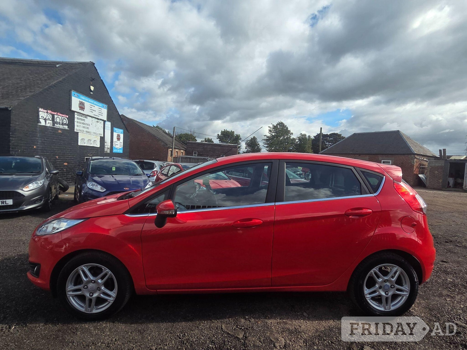 Ford Fiesta 2013 - Cars