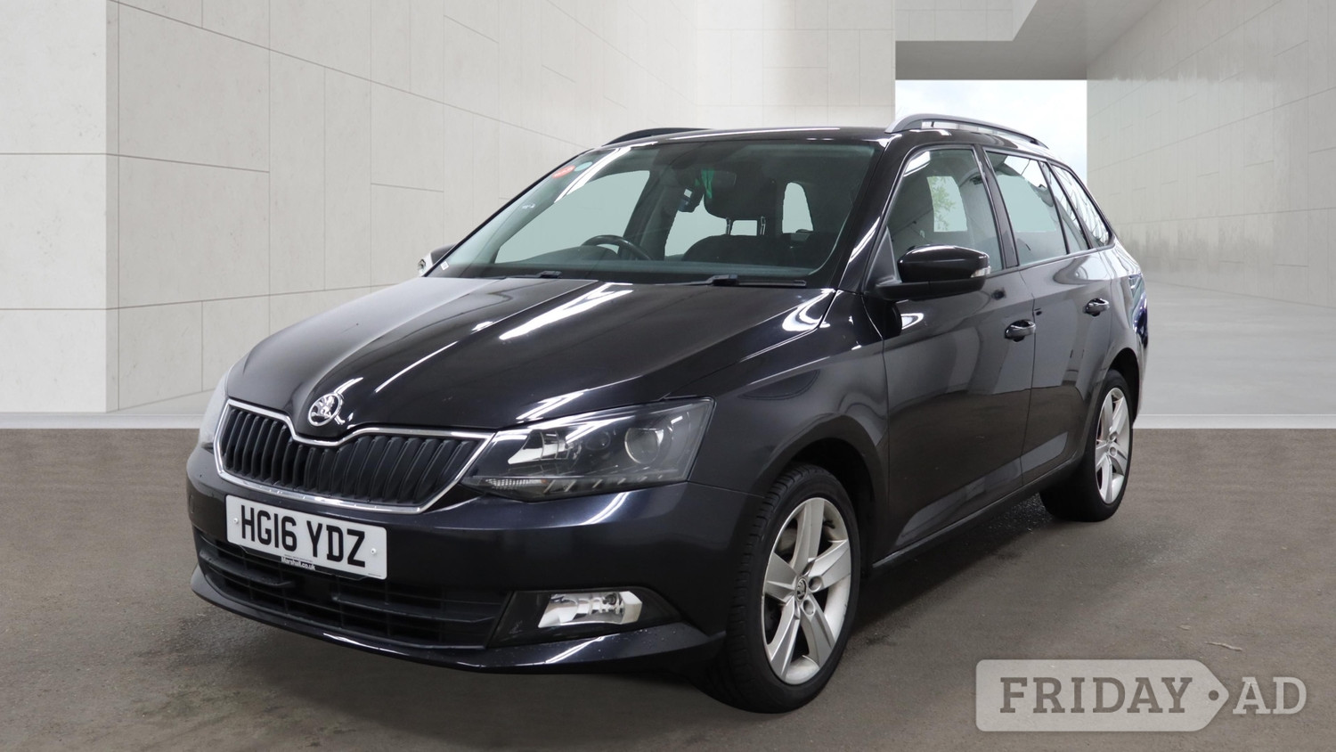 Skoda Fabia 2016 in Hillingdon